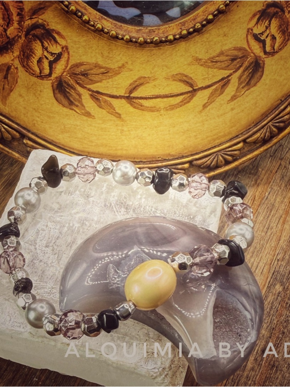 ONYX + PEARL + Glass Bead Bracelet with Gold Accent Bead ART DECO